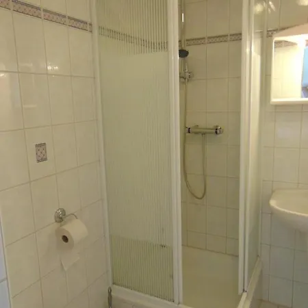 Guest house 